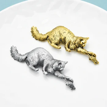 Brosa Vintage Pisică Jucându-se cu Brosa broasca Testoasa Ace Animal Insigna Metalică Pentru Bărbați Și Femei Bijuterii Cadou 2022